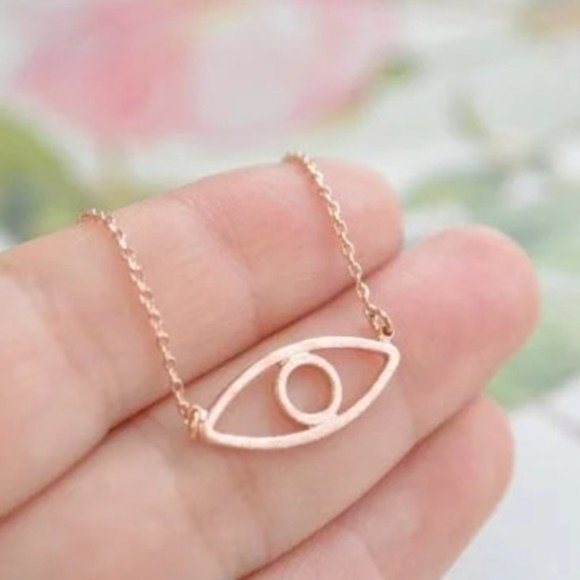 NEW Minimalist evil eye silver necklace - Picture 3 of 8